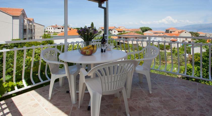 Casa Varos Supetar Ngoại thất bức ảnh